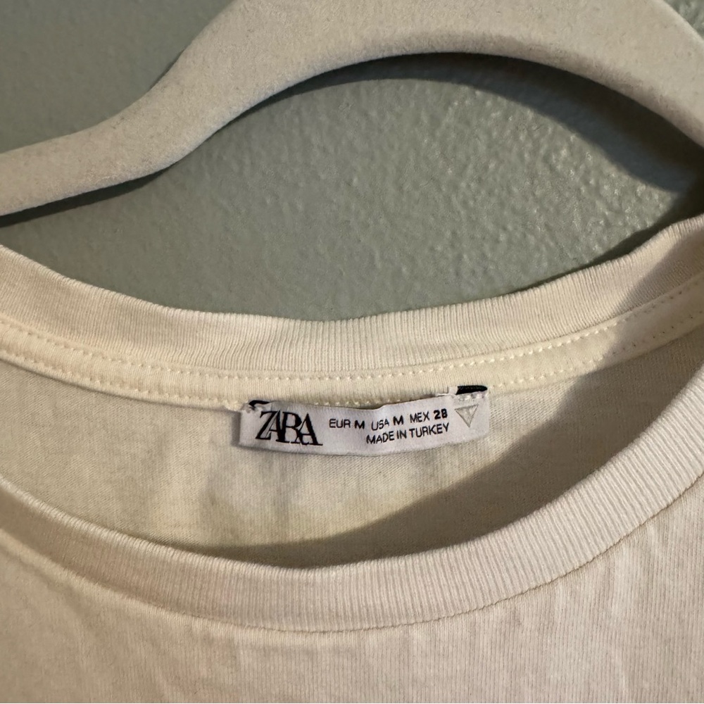 Zara Floral Embroidered Graphic T-Shirt - Picture 2 of 5